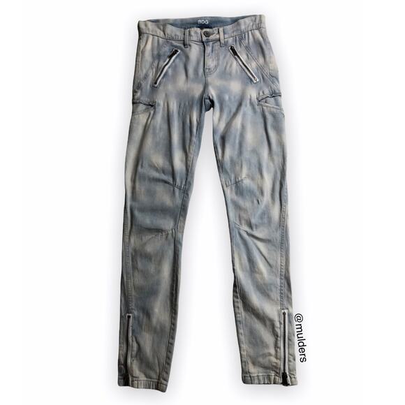 Urban Outfitters Midrise BDG Tie Dye Blue & White Acid Wash Jeans 25 - Picture 1 of 14